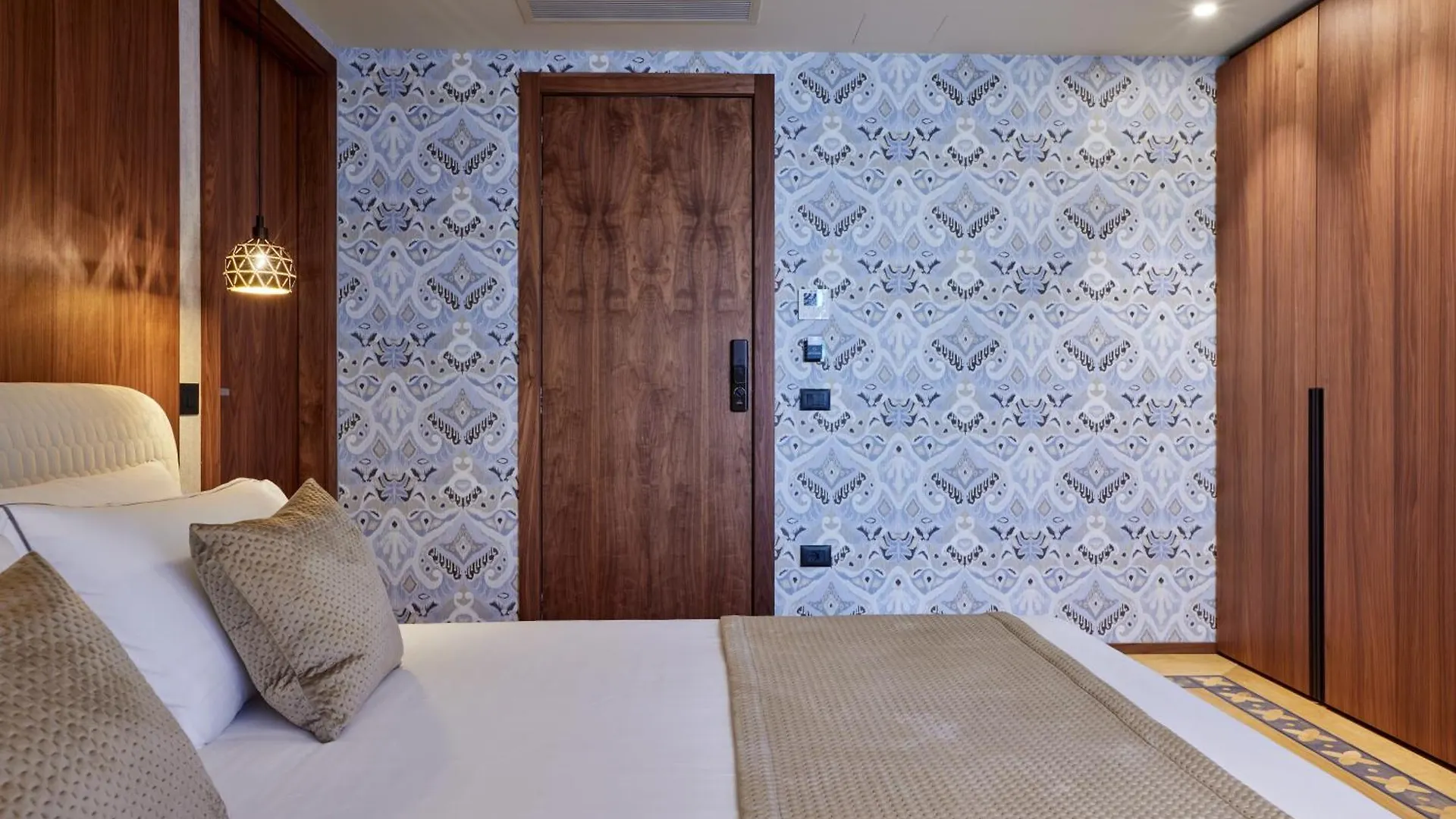 شقة فندقية فلورا Valis Luxury Hotel ألبانيا